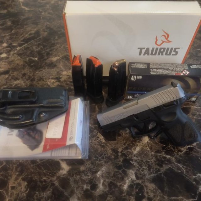 Taurus G3 .40 calibre Nueva