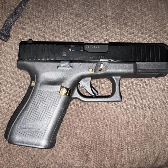 Glock 19 5gen, cambio por rifle.