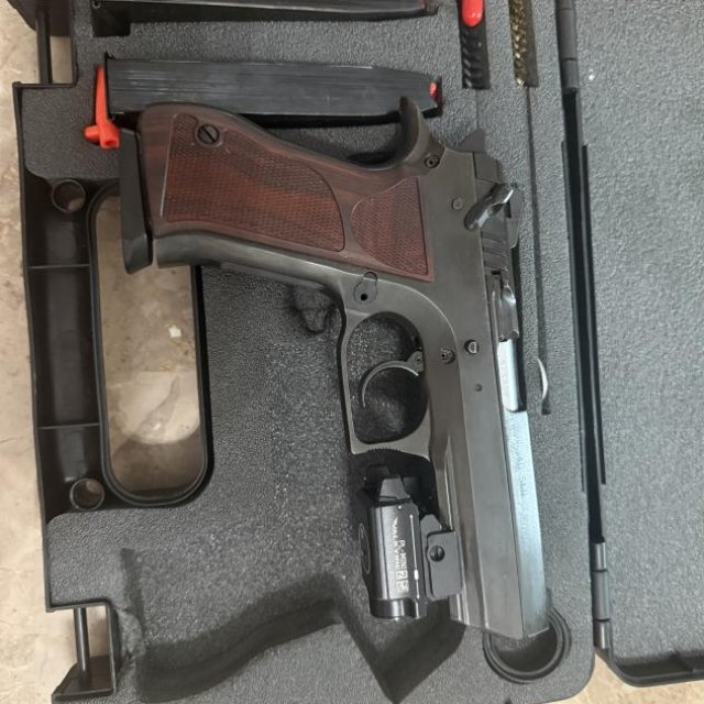 Desert eagle .40