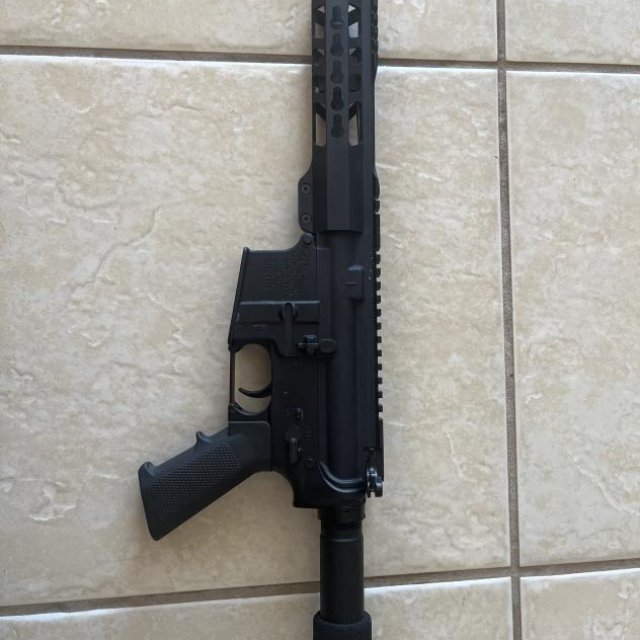 AM15 pistol