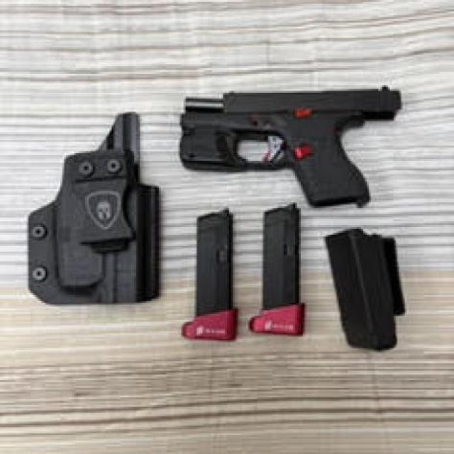 Glock 42-Combo [Gatillo 3lbs., Piezas a Color, Luz e IWB Funda