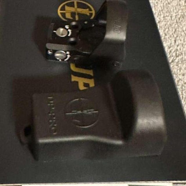 Leupold DeltaPoint Pro 6 MOA Dot Sight - Black Matt