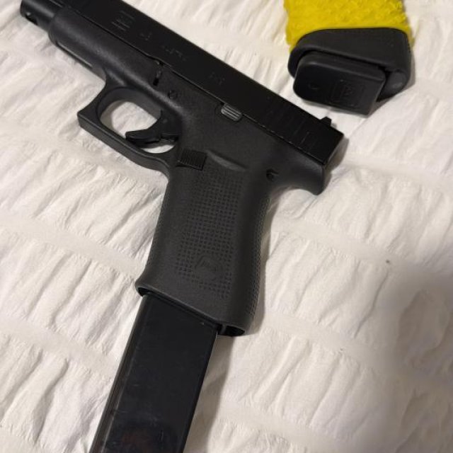 Glock 48 y 23