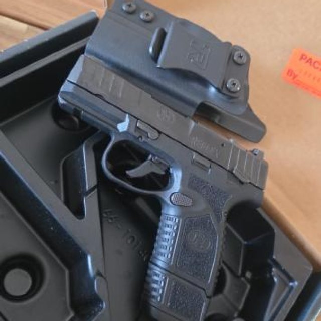 FN REFLEX CAMBIO O VENDO, busco GLOCK 19 GEN 6