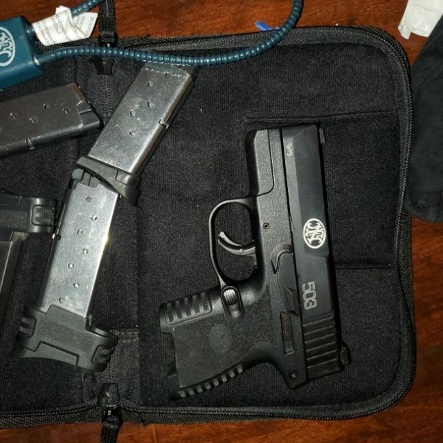 Fn 503 excelentes condiciones 300$  solo llamas por wassupp