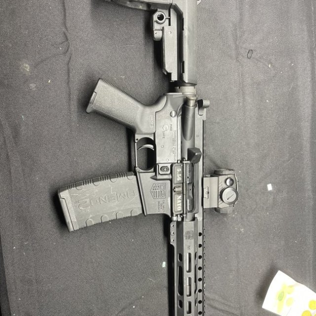 AR-15 Pistol
