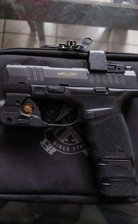 Hellcat 9mm, Armas de fuego en PR