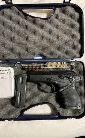 Beretta 9000S, Armas de fuego en PR