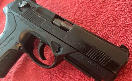 Beretta PX4 9mm, Armas de fuego en PR