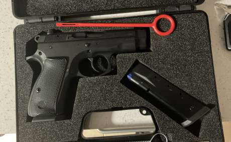 CZ compact , Venta de Armas de fuego en PR