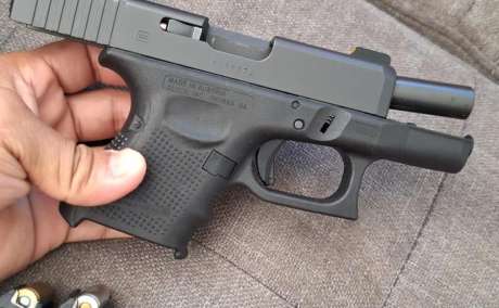 Se vende glock 26 4 gen en muy buenas condiciones, Venta de Armas de fuego en PR