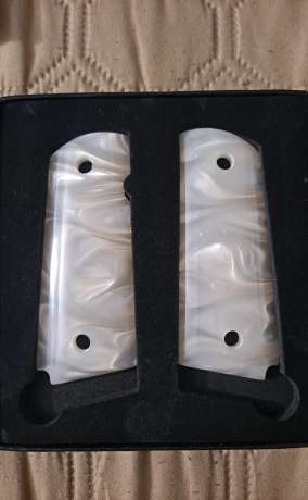 Grips 1911 Officer, Defender, Compact, Armas de fuego en PR