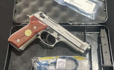 Pistola de coleccion , Venta de Armas de fuego en PR