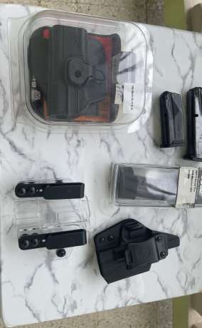 Se venden accesorios, Armas de fuego en PR