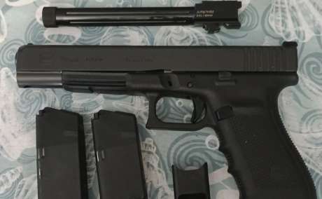 (NO CAMBIOS)Glock 10mm modelo 40 Mos , Venta de Armas de fuego en PR