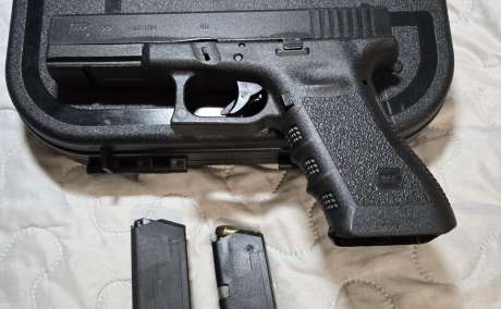 Glock 22 3ra gen 3,favor a un amigo.Telefono en la descripción. , Venta de Armas de fuego en PR
