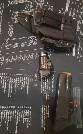 p365x macro linterna streamlight y su  holster también tengo magazine original , Venta de Armas de fuego en PR