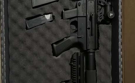 Pistol 9mm con peine de 50 y mira , Venta de Armas de fuego en PR