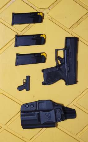 Taurus GX4 con 3 cargadores $250 , Venta de Armas de fuego en PR