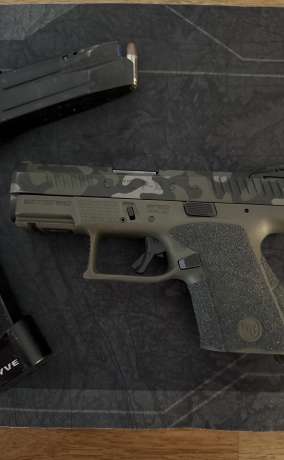 Se Vende CZ P10s, Venta de Armas de fuego en PR