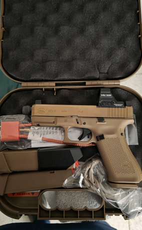 Glock 19 vx nuevas sin un disparó  la compre la semana  pasada , Venta de Armas de fuego en PR