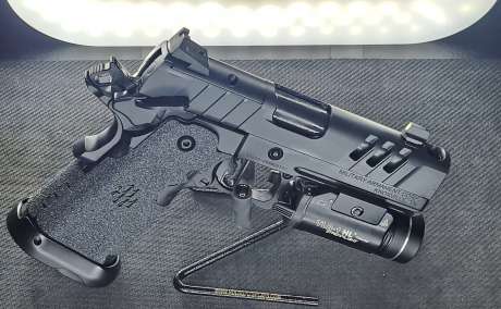 MAC-9DS Ported 4.25 (Flashlight Incluido), Venta de Armas de fuego en PR