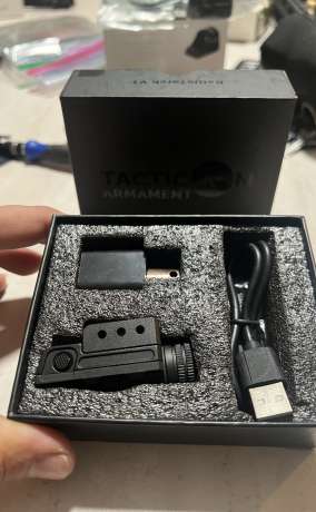 Picatinny Flash light mount. Para pistola , Venta de Armas de fuego en PR