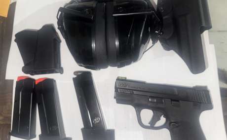 Smith & Wesson shield plus performance center , Venta de Armas de fuego en PR