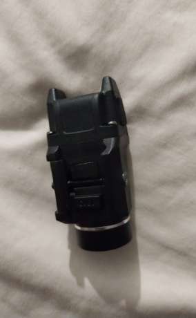 Linterna 800 lumens, Armas de fuego en PR