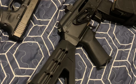 Ak micro draco, Armas de fuego en PR
