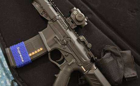 Multi Calibre, dos peines, Recoge casquillos, Bulto y mira red dot!, Armas de fuego en PR
