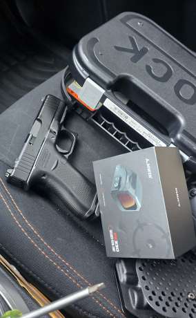 43x compensada busco Glock 19 mos o 45mos, Venta de Armas de fuego en PR
