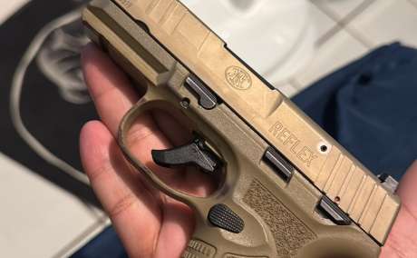 Fn réflex , Venta de Armas de fuego en PR