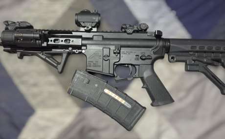 AR-15 Aero Precision (Con Gatillo Binario), Venta de Armas de fuego en PR