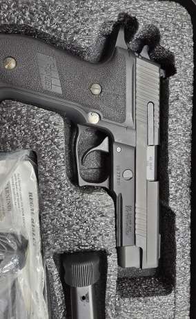 SIG SAUER P226 TACOPS .40, Venta de Armas de fuego en PR