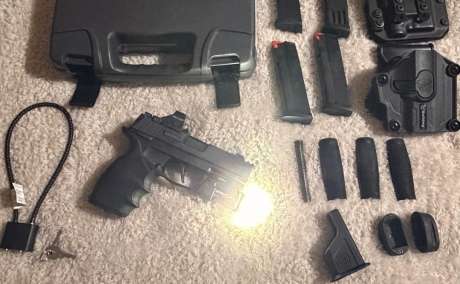 Sig Sauer P365 X Macro Comp. + LinternaTLR-7sub y extras, Venta de Armas de fuego en PR
