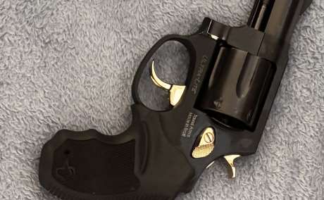 Taurus 856, Venta de Armas de fuego en PR