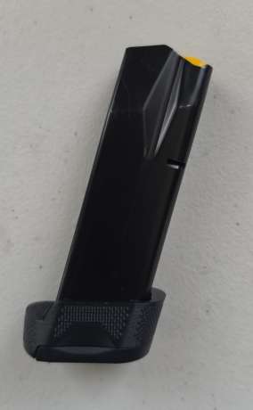 Magazine de Taurus G3c de 15 Round con extensión para que no sevea fea., Venta de Armas de fuego en PR