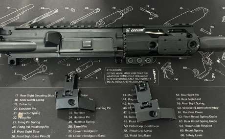 Upper 5 pulgadas 556 223 venta $400 esta completo bolt y chargin, Venta de Armas de fuego en PR
