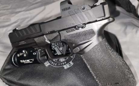 Echelon 4.5 Gear Up Package, Armas de fuego en PR