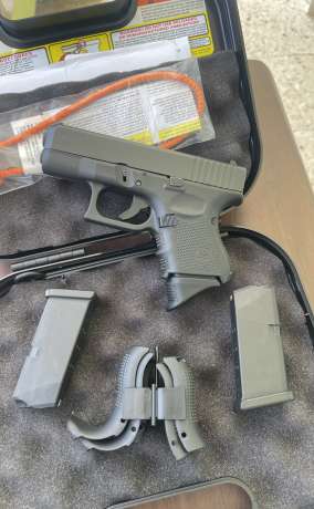 Se vende glock 27 .40 como nueva gen 4, Venta de Armas de fuego en PR