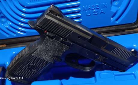 Venta FNS-9 dos abastecedores 17 rondas, Venta de Armas de fuego en PR
