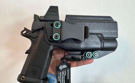 Holster Custom para 2011 con Surefire, Armas de fuego en PR