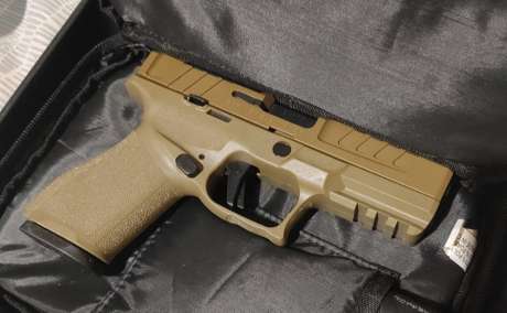 NUEVA  - SPRINGFIELD ECHELON 4.0c FDE, Armas de fuego en PR