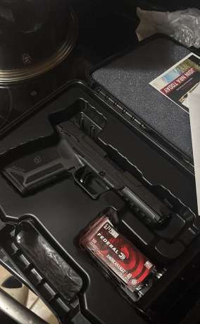 Vendo 5.7, Venta de Armas de fuego en PR
