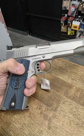 Colt Cup Gold Trophy 9mm, Venta de Armas de fuego en PR