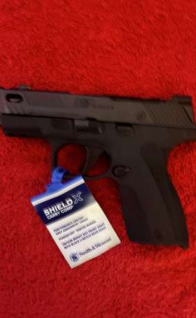*** SMITH AND WESSON M&P SHIELD X PERFORMECE CENTER PORTIADA POR LOS LATERALES CAÑON TRENZADO Y  COMPENSADA 💯🆕🆕***SIG SAUER P 365 X MACRO COMPENSADA CON 3 CARGADORES  17RD CON SU MAGUELL  DETALLES EN INFO., Venta de Armas de fuego en PR