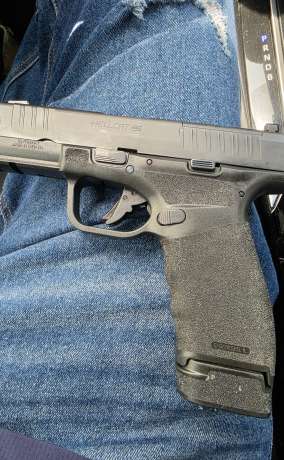 Hellcat Pro , Venta de Armas de fuego en PR