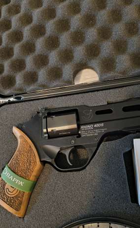 Rhino Chiappa 40DS 357 mag., Venta de Armas de fuego en PR