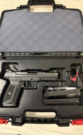 Venta- Ruger 5.7 con 3 cargadores , Venta de Armas de fuego en PR